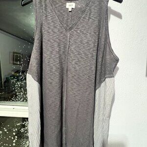 BKE Sleeveless shirt